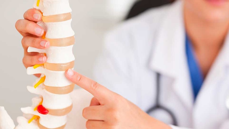 درمان دیسک کمر اصفهان | دکتر امیر قنبریان